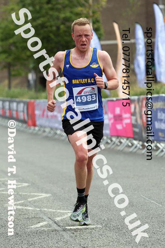 Sunderland City Half Marathon, 2021 Sunderland City 5k, 10k and Half Marathon Road Races. Photo: David T. Hewitson/Sports for All Pics